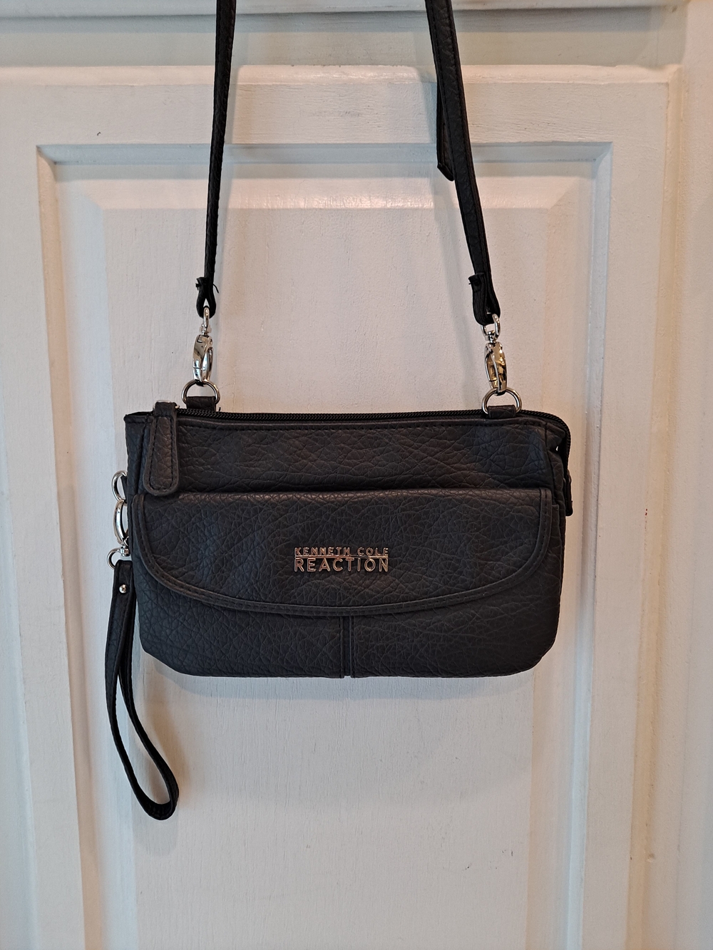 Kenneth Cole Reaction Black Pebbled Vegan Leather Mini Crossbody Wristlet Bag